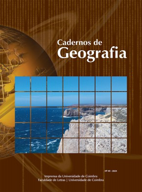 Cadernos De Geografia雜志